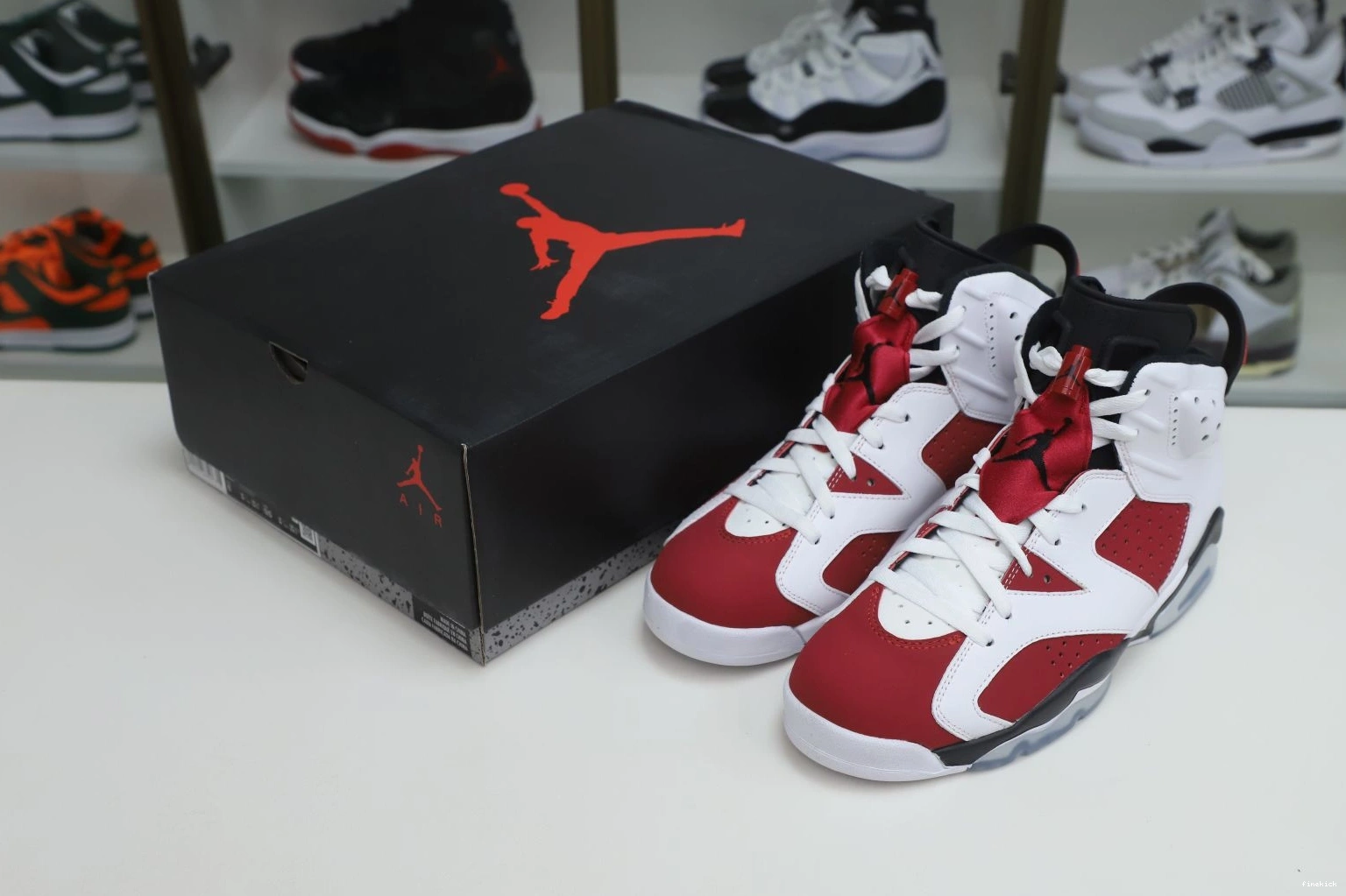 6 'CARMINE' AIR JORDAN 2021 OG RETRO 0822